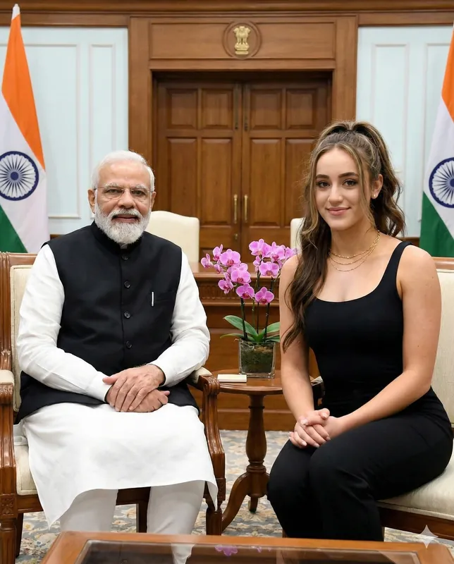 Photo with Narendra Modi - Thumbnail 3